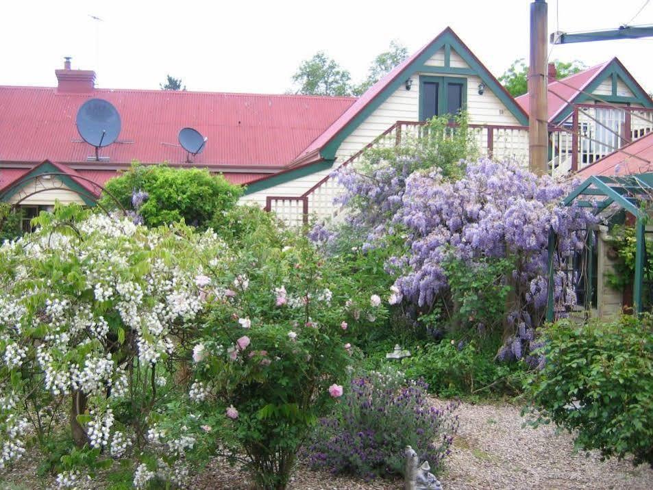 Crabtree House Bed & Breakfast Grove Екстериор снимка